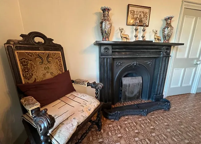 Nore View House
